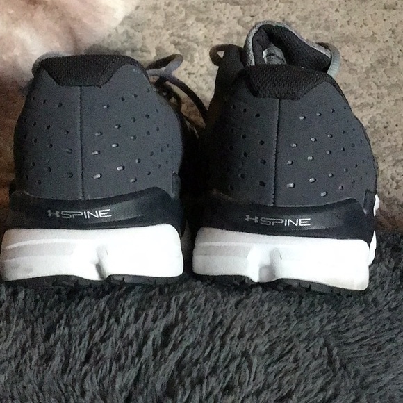 Mens Under Armor Sneaker - Picture 5 of 9